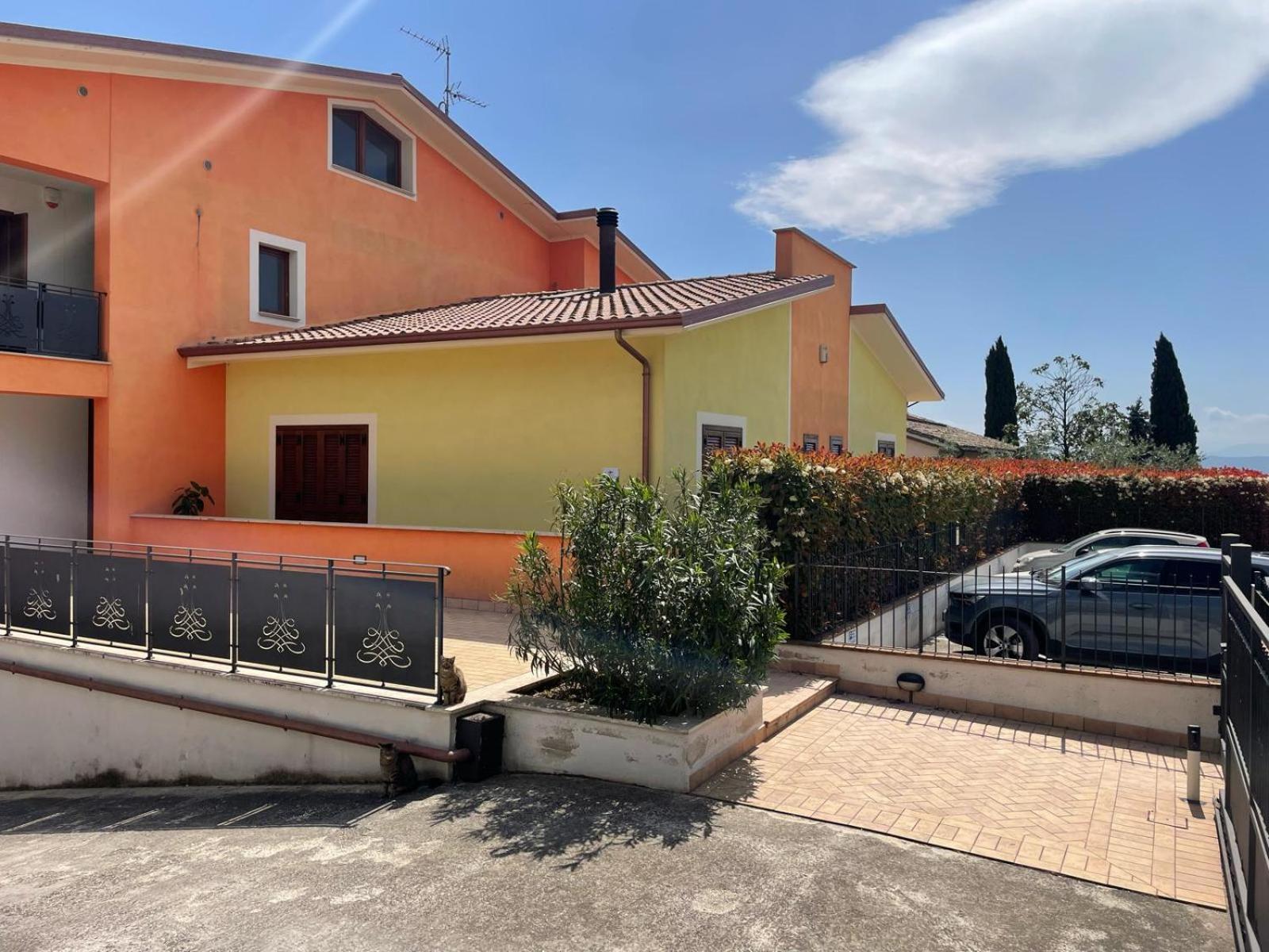 Casa Achille Hotell Spello Eksteriør bilde